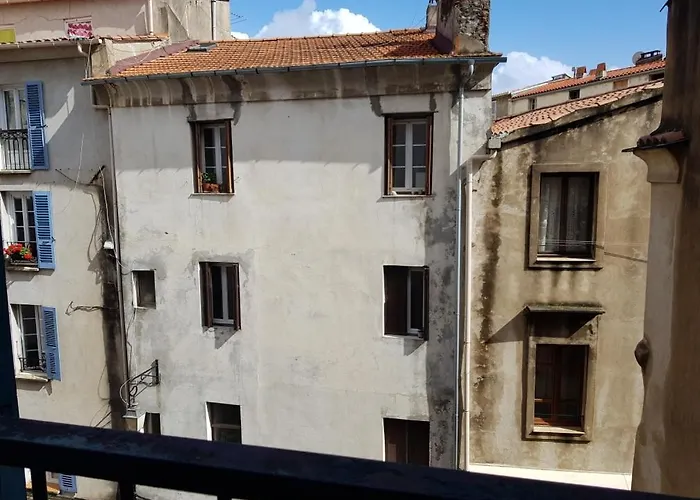 Vielle Imperiale Grand Pour 3 A 4 Personnes A Proximite Du Port Et Des Belles Plages *